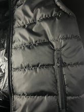 Load image into Gallery viewer, Sleeveless Parachute Gilt Jacket