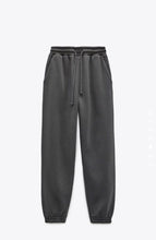 Load image into Gallery viewer, Oversized Jogger
