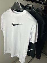 Load image into Gallery viewer, Nike Pro Complete Set Quick Dry
