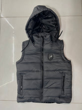 Load image into Gallery viewer, Sleeveless Grey Parachute Gilt Jacket
